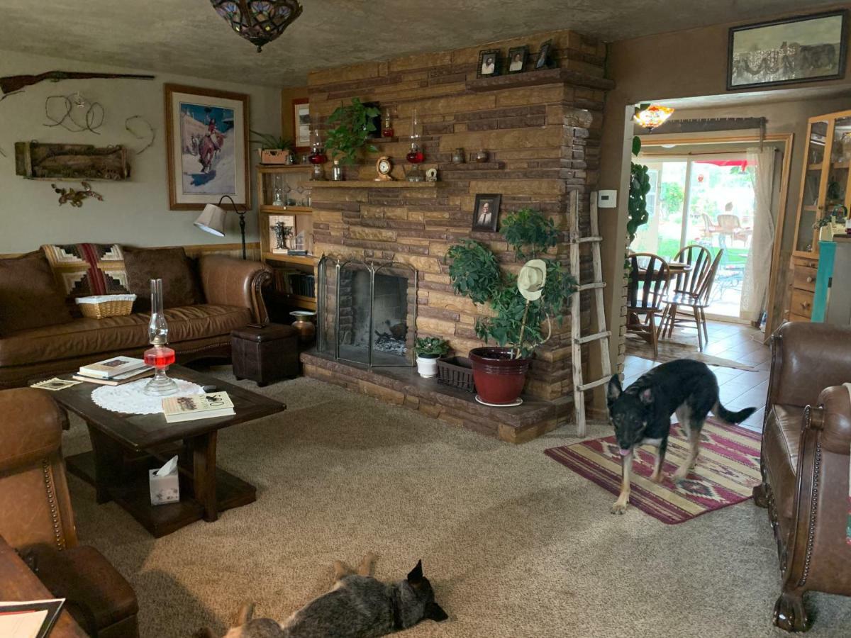 Zion'S Backyard Bed And Breakfast Colorado City Екстер'єр фото